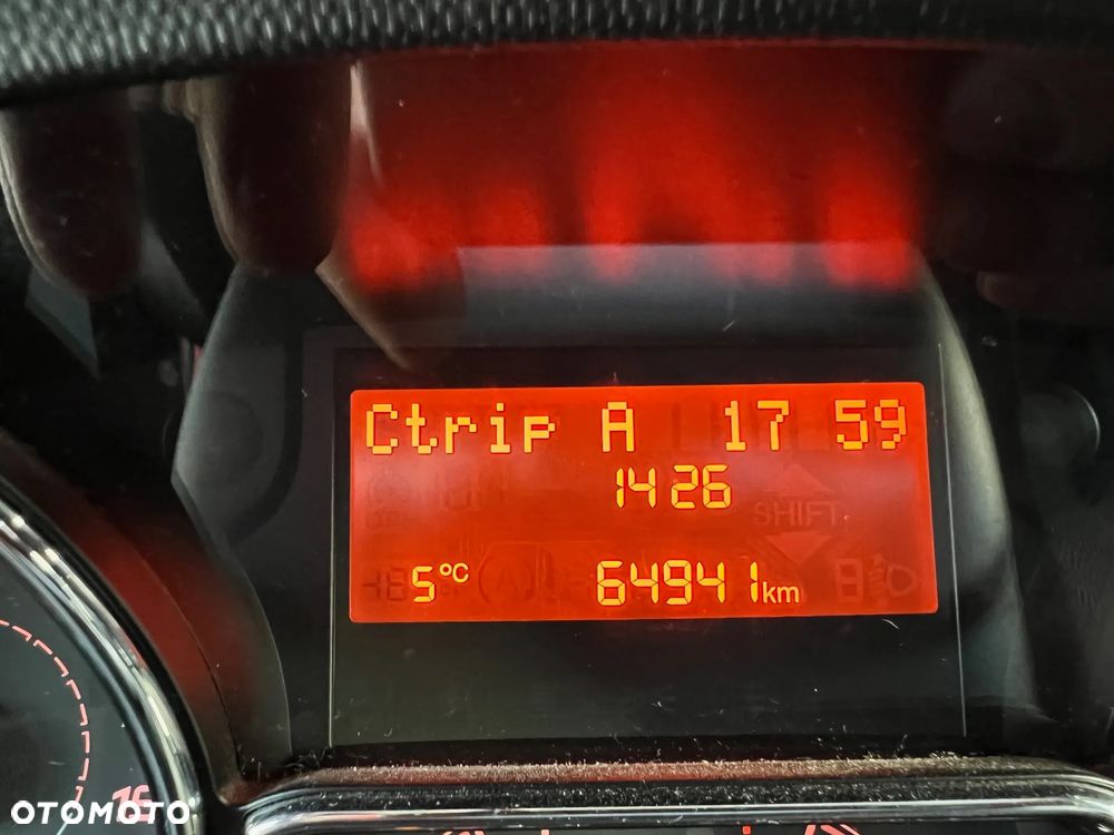 Hymer-Eriba T674CL - 8