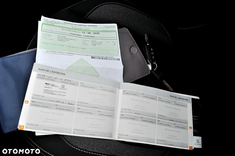 Peugeot 2008 1.2 Pure Tech Active S&S - 34