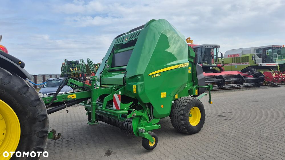 John Deere V 451 M 2019R - 1
