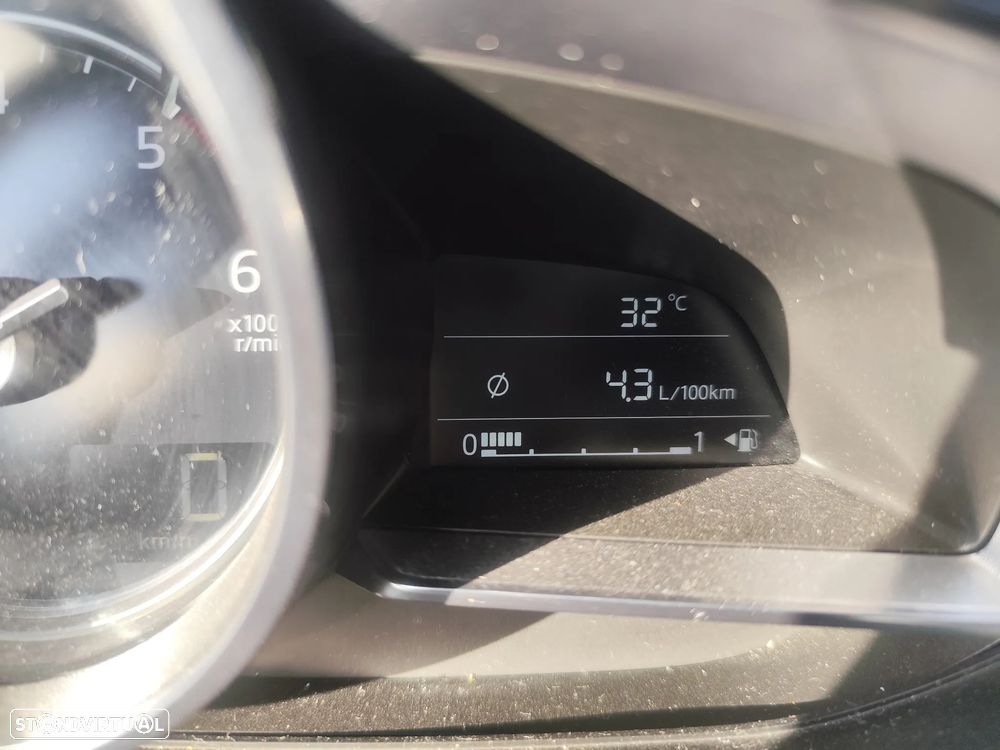 Mazda CX-3 1.5 Sky.Excellence Navi - 4