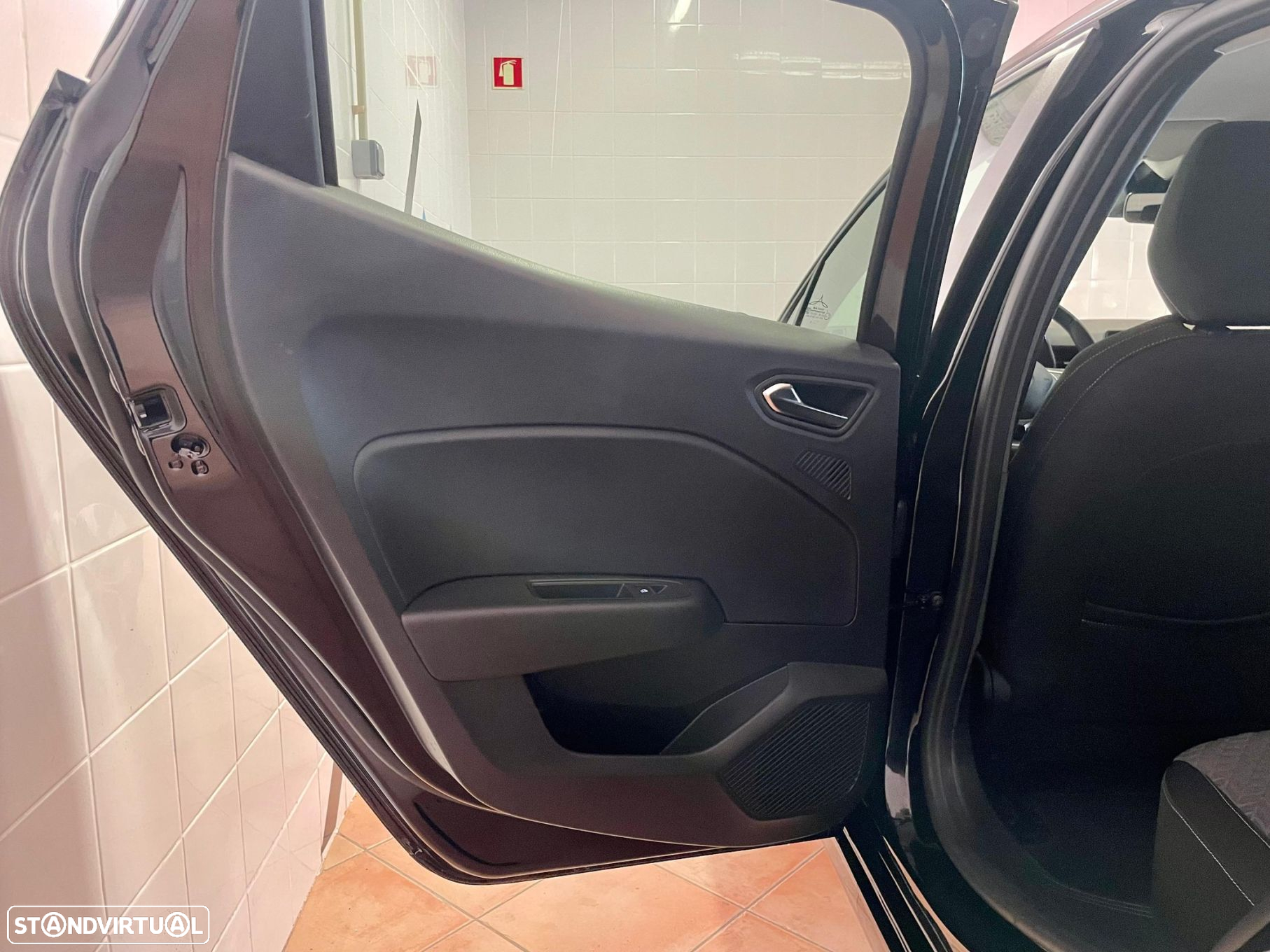 Renault Clio 1.5 Blue dCi Evolution - 32