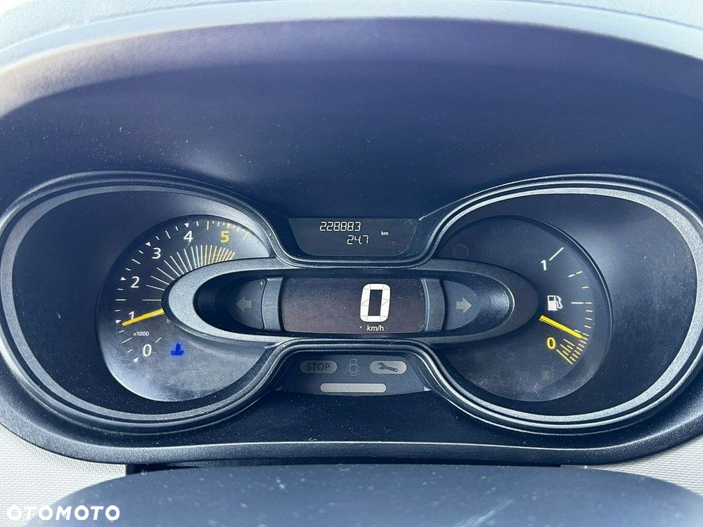 Renault Trafic - 14