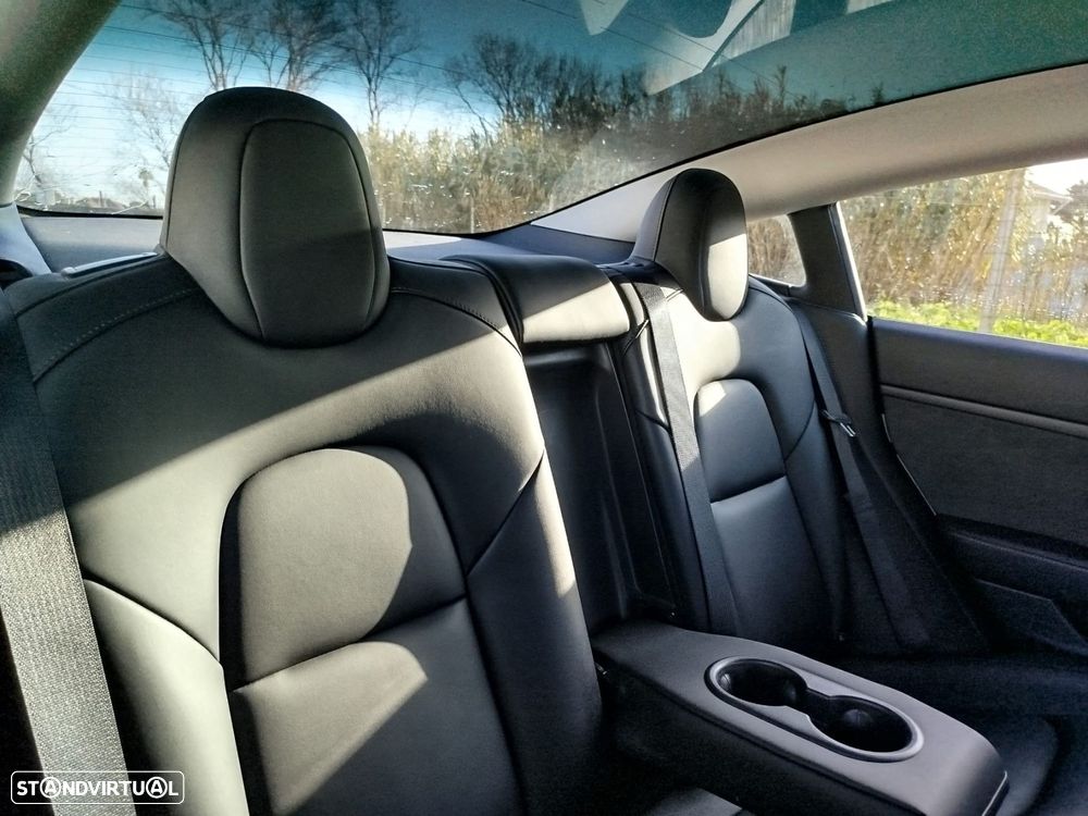 Tesla Model 3 Long Range Tração Traseira - 4
