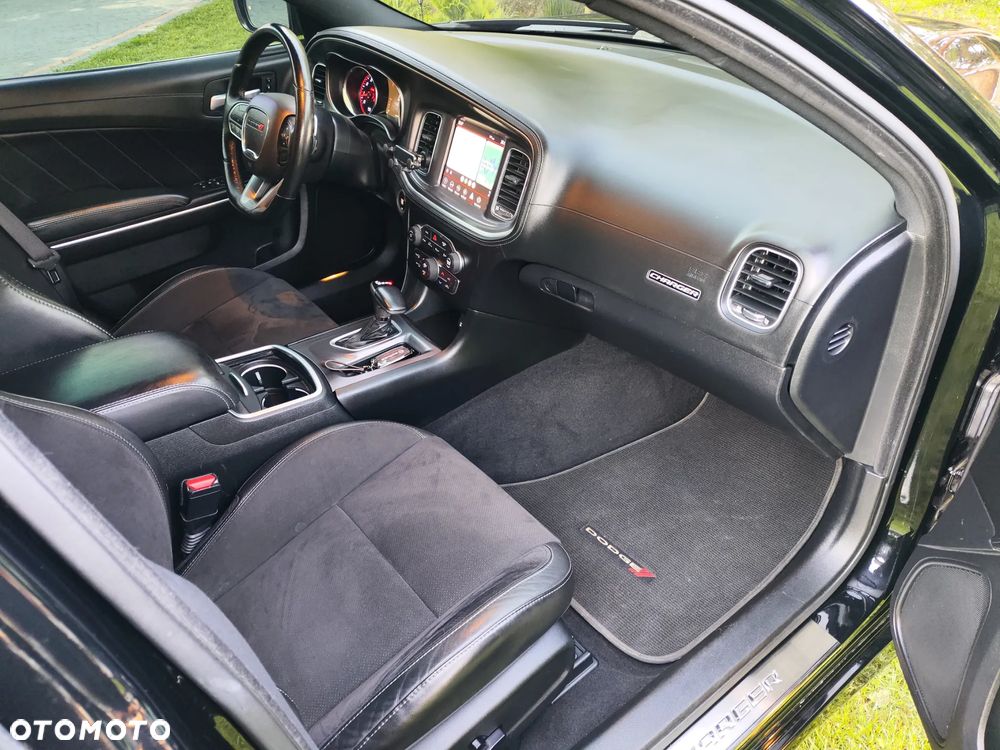 Dodge Charger 5.7 R/T - 14