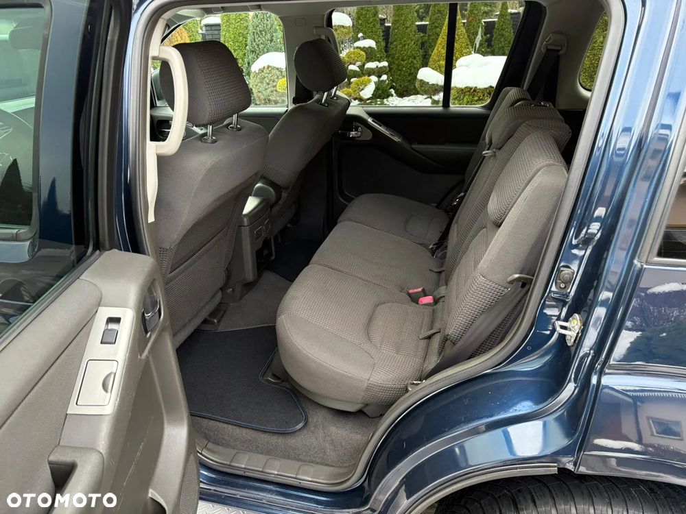 Nissan Pathfinder 2.5 DCi Comfort - 22