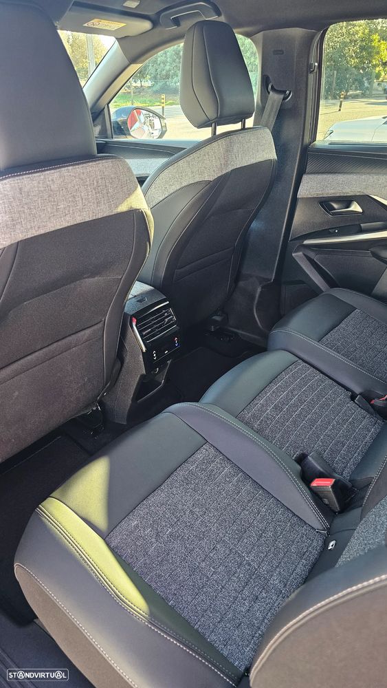 Peugeot 5008 Hybrid 145 e-DSC6 Allure - 37