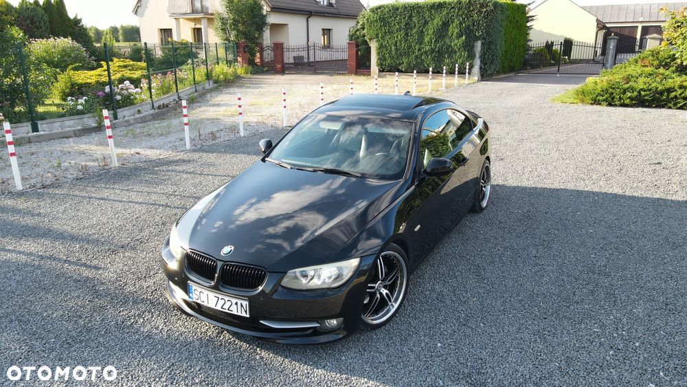 BMW Seria 3 320d - 12