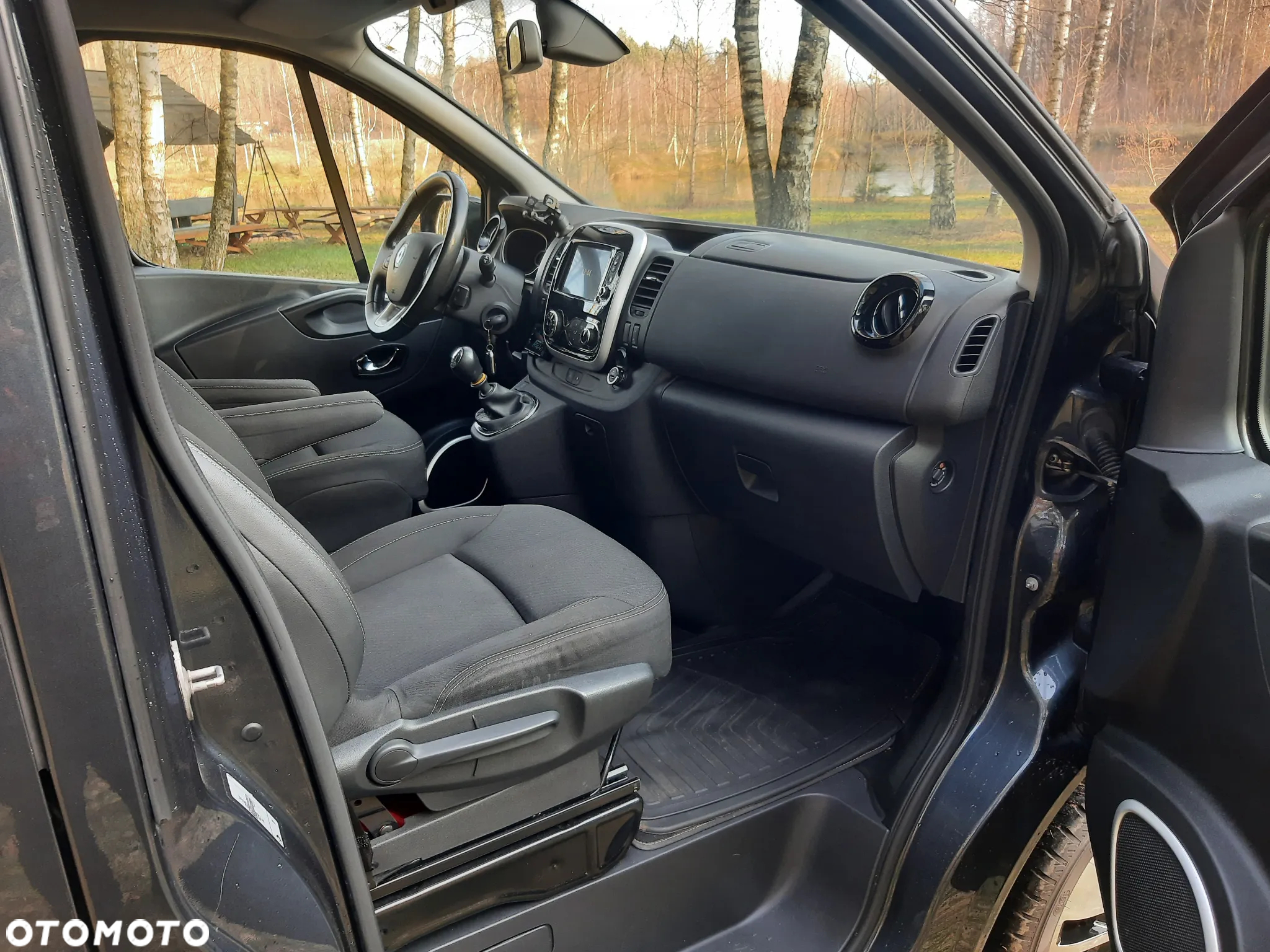 Renault Trafic Grand SpaceClass 1.6 dCi - 12