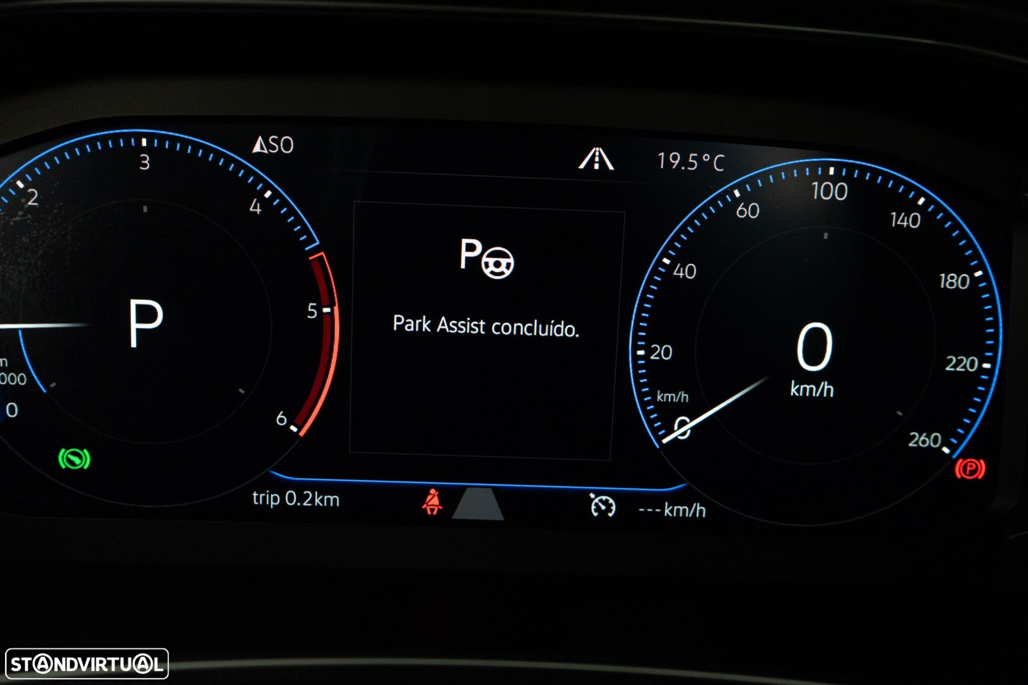 VW T-Roc 2.0 TDI SCR 4MOTION DSG Sport - 37