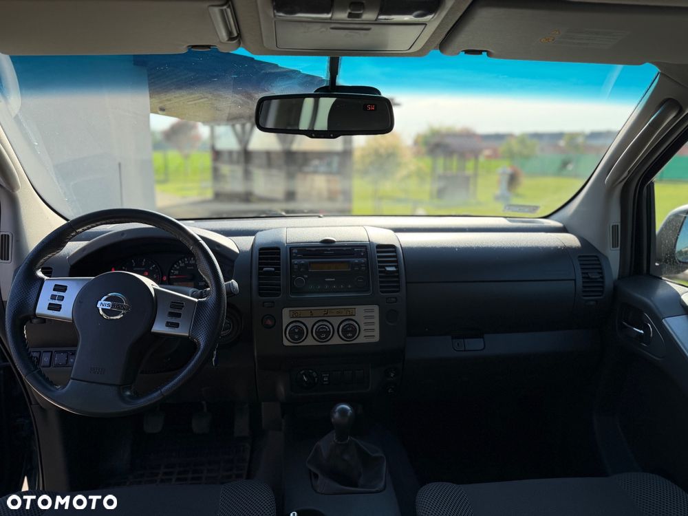 Nissan Navara 2.5 TDi Comfort / SE - 5