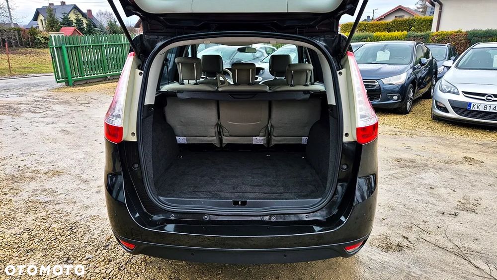 Renault Grand Scenic 2.0 16V 140 CVT Bose Edition - 34