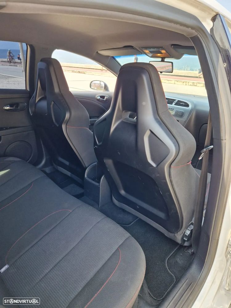 SEAT Leon 2.0 T FSI Cupra - 10