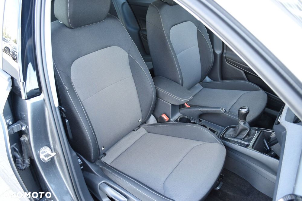 Skoda Fabia 1.0 TSI Selection - 33