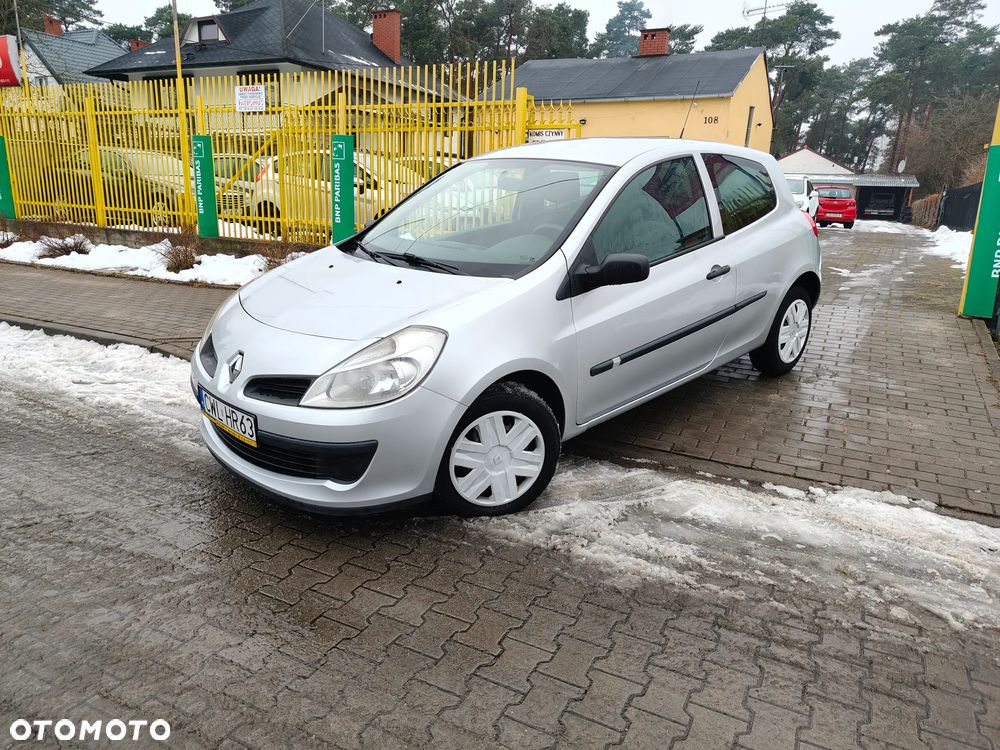 Renault Clio 1.2 16V 75 Expression - 5