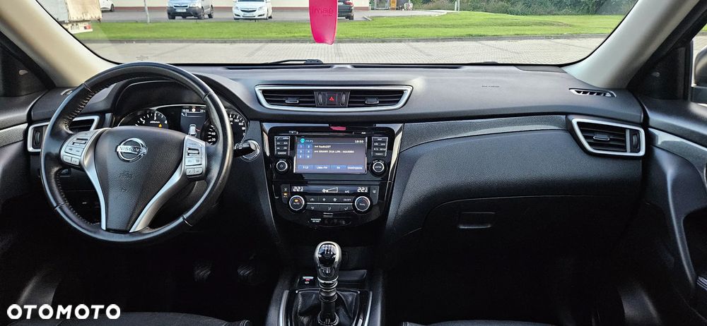 Nissan X-Trail 1.6 dCi ALL-MODE 4x4i Tekna - 8