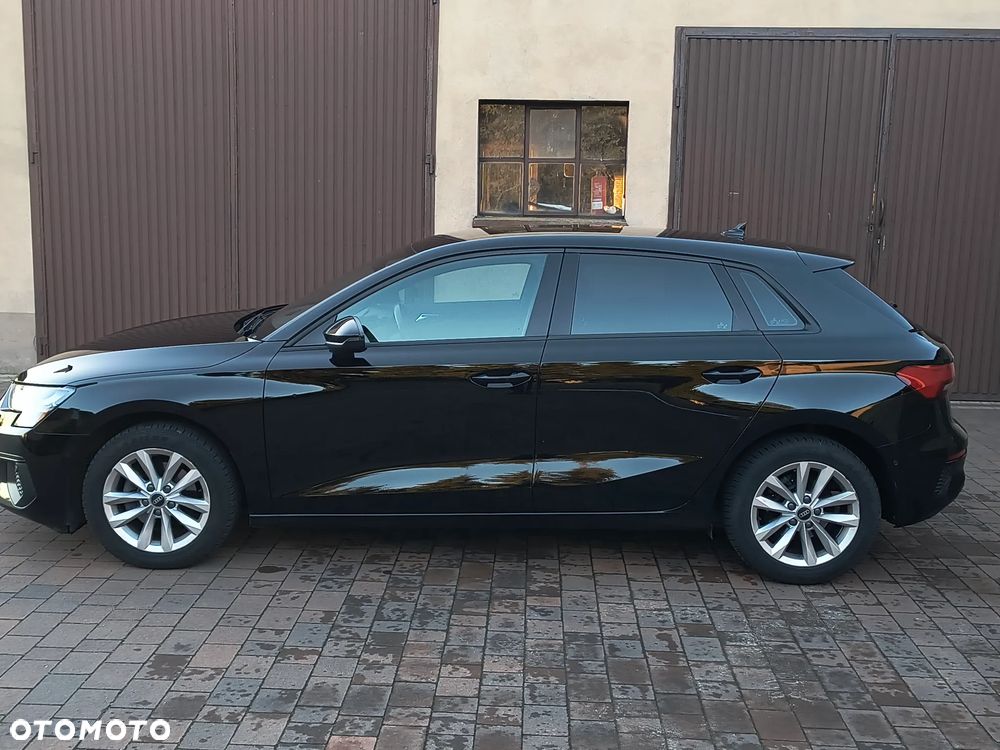 Audi A3 Sportback - 3
