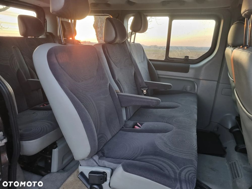 Renault Trafic L1H1 Passenger Lux - 8