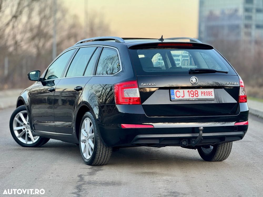 Skoda Octavia 1.6 TDI (Green tec) DSG Style - 3