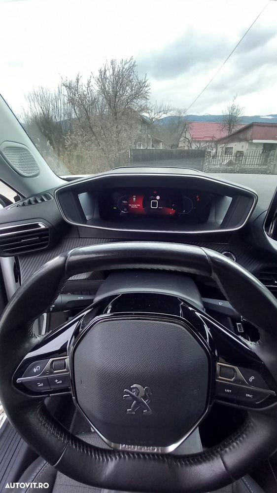 Peugeot 2008 - 7