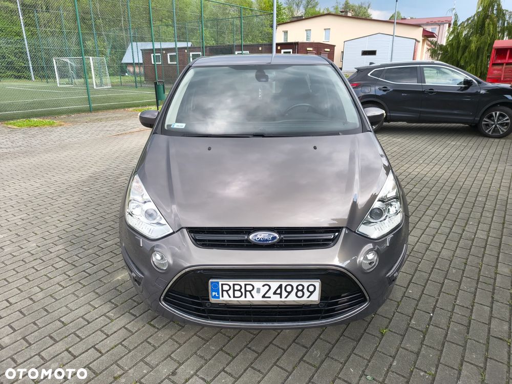 Ford S-Max - 21