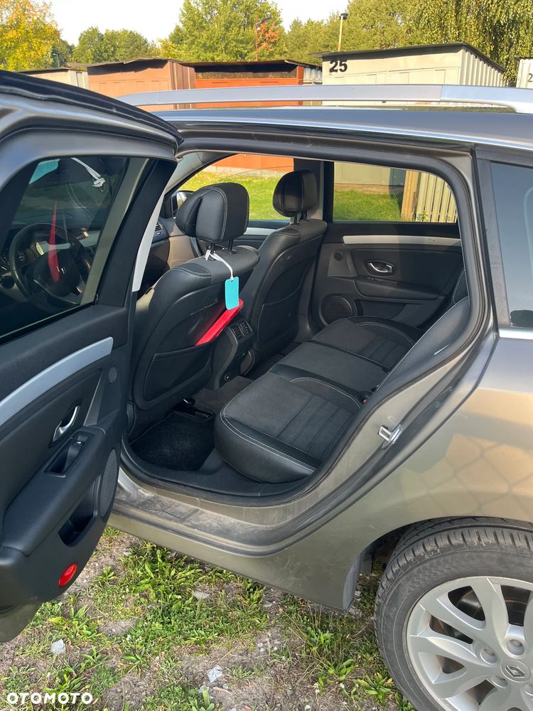 Renault Laguna 2.0 DCi Luxe Dynamiqe - 20