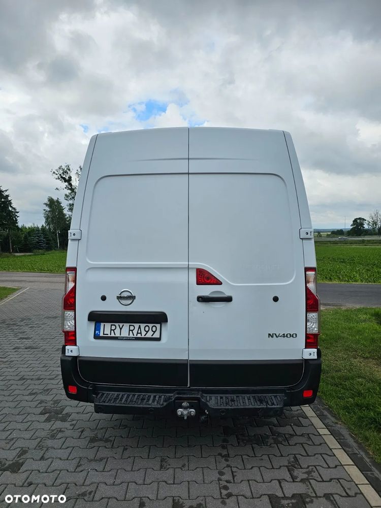 Nissan NV 400 - 9