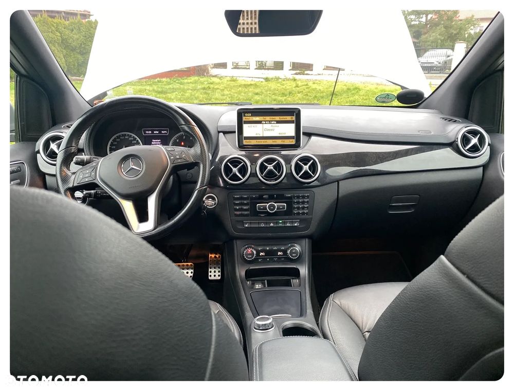 Mercedes-Benz Klasa B 200 (BlueEFFICIENCY) 7G-DCT - 22