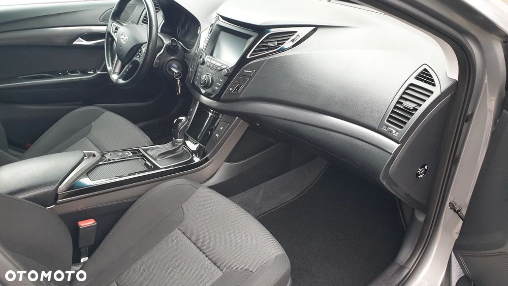 Hyundai i40 1.6 CRDi Premium DCT - 17