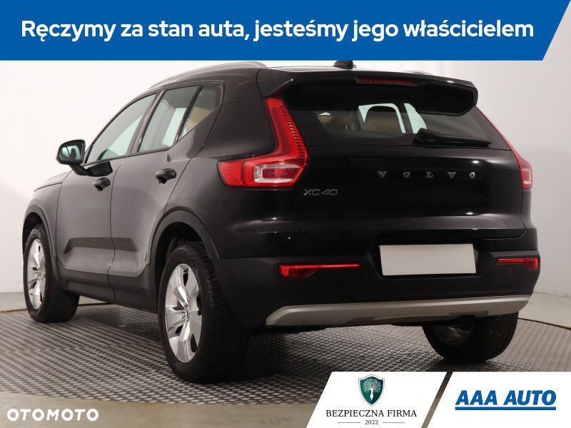 Volvo XC 40 - 6