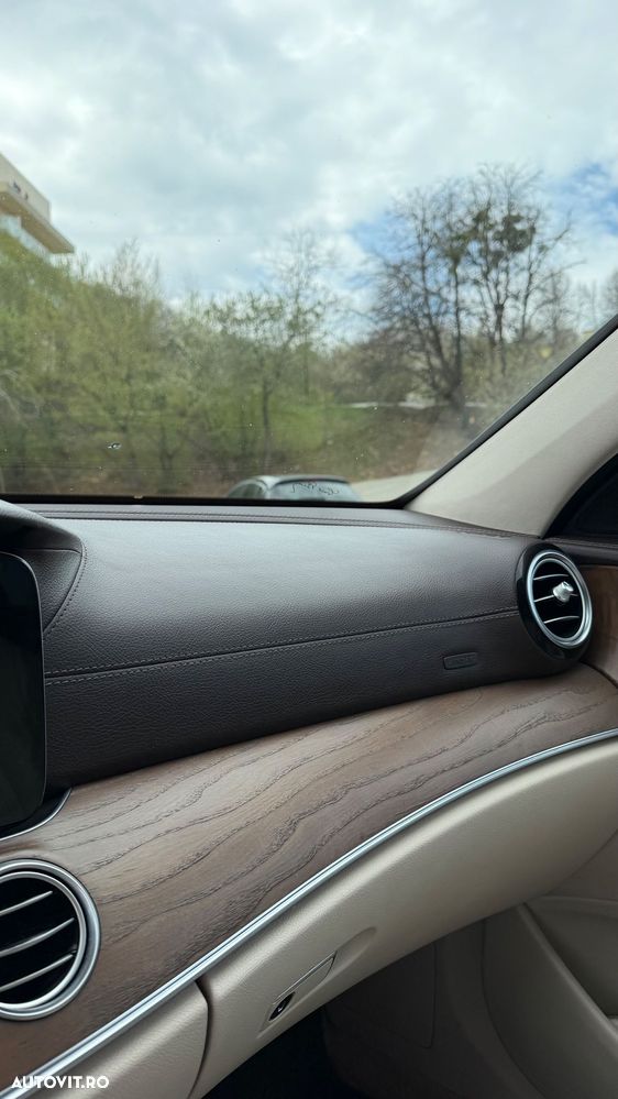 Mercedes-Benz E 220 d 4MATIC Aut. - 22