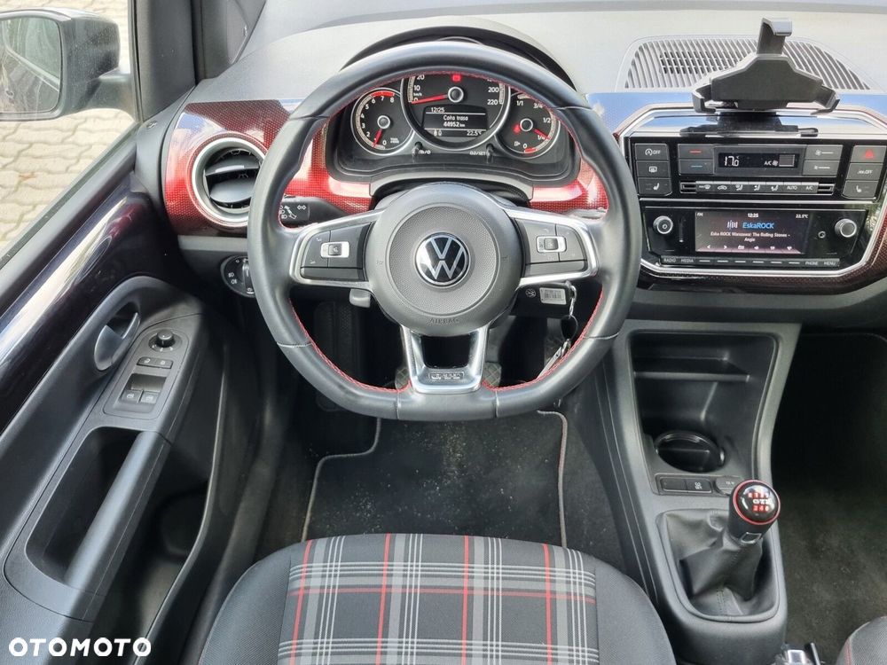 Volkswagen up! 1.0 TSI GTI - 16