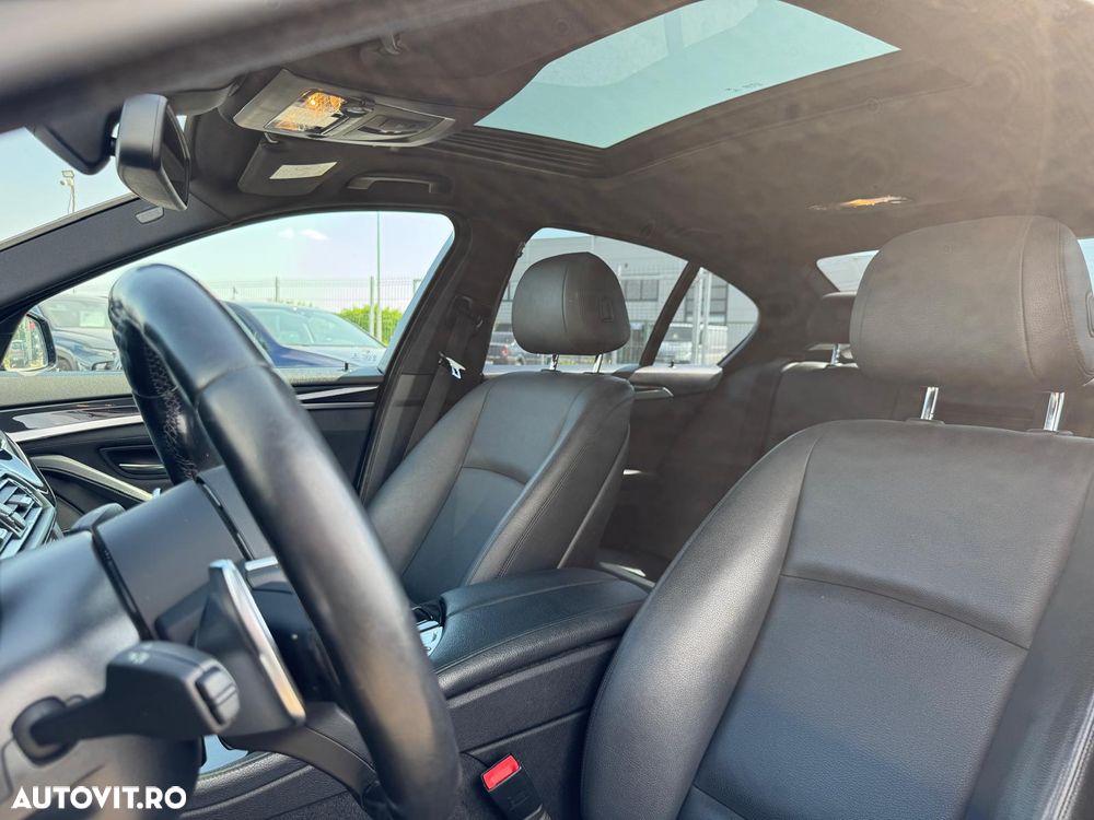 BMW Seria 5 535d xDrive AT - 12