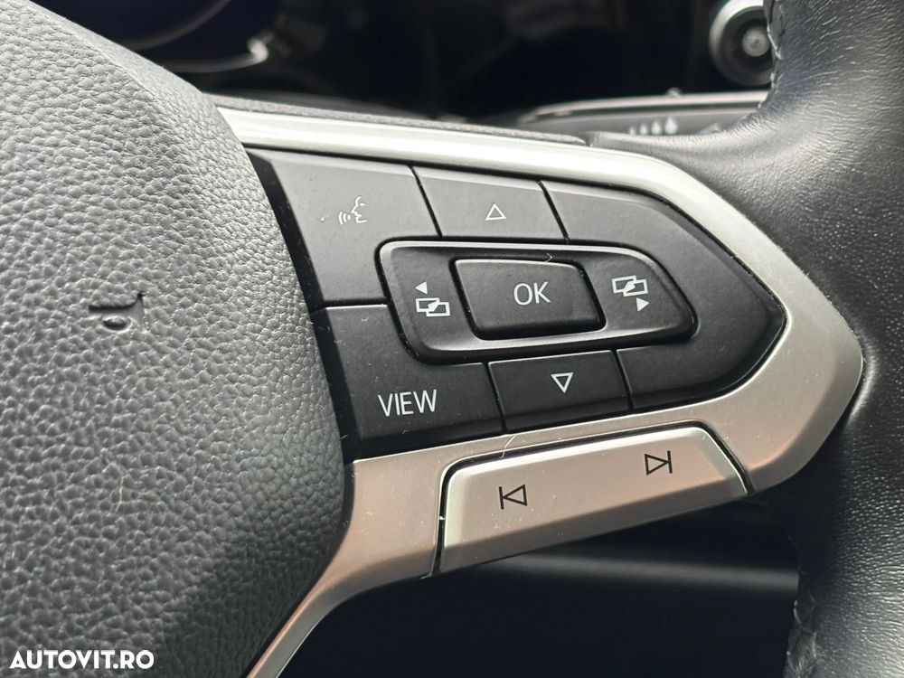 Volkswagen Golf 1.0 TSI Comfortline - 27