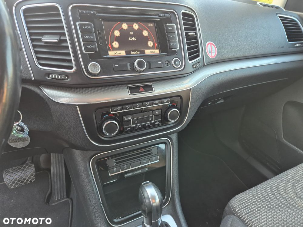 Volkswagen Sharan 2.0 TDI Comfortline DSG - 10