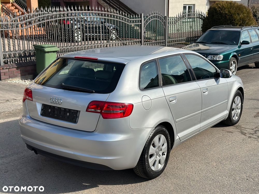 Audi A3 Sportback - 11