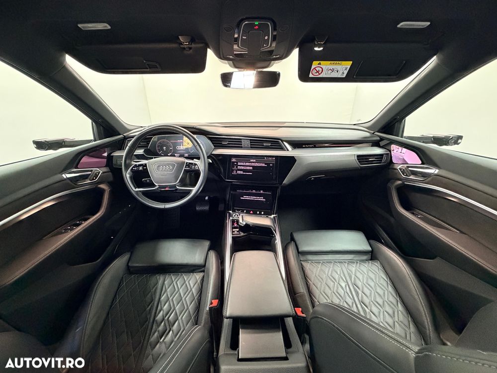 Audi e-tron - 23