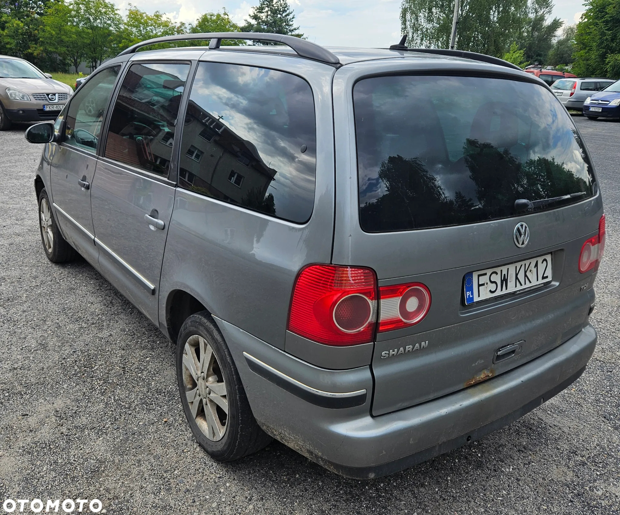 Volkswagen Sharan 1.9 TDI Basis - 4