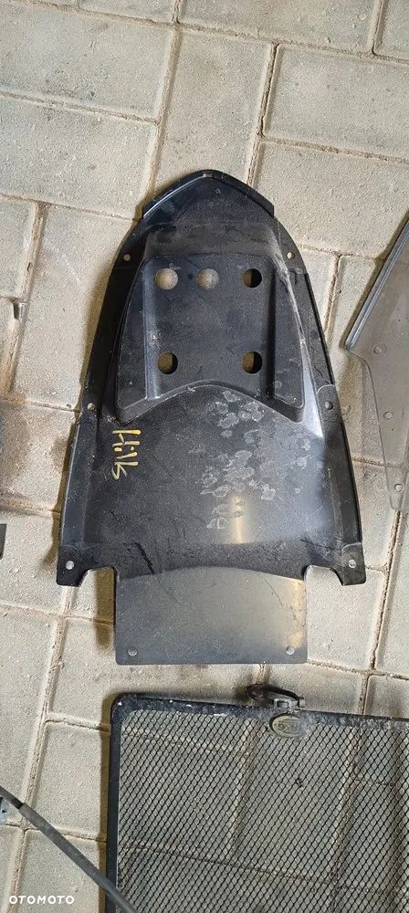 YAMAHA FZ1 LAMPA TYŁ OGON OWIEWKA STELAŻ TARCZA OSŁONA SET - 11