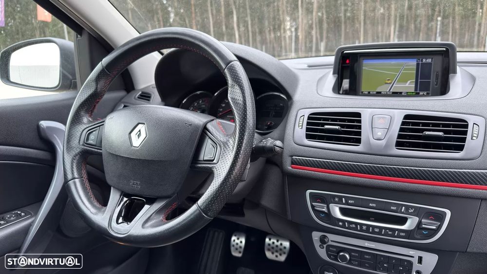 Renault Mégane Sport Tourer 1.5 dCi GT Line SS - 21