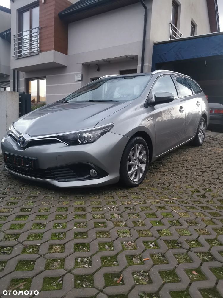 Toyota Auris - 13