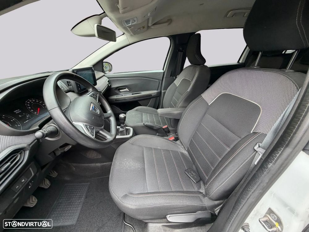Dacia Jogger - 22