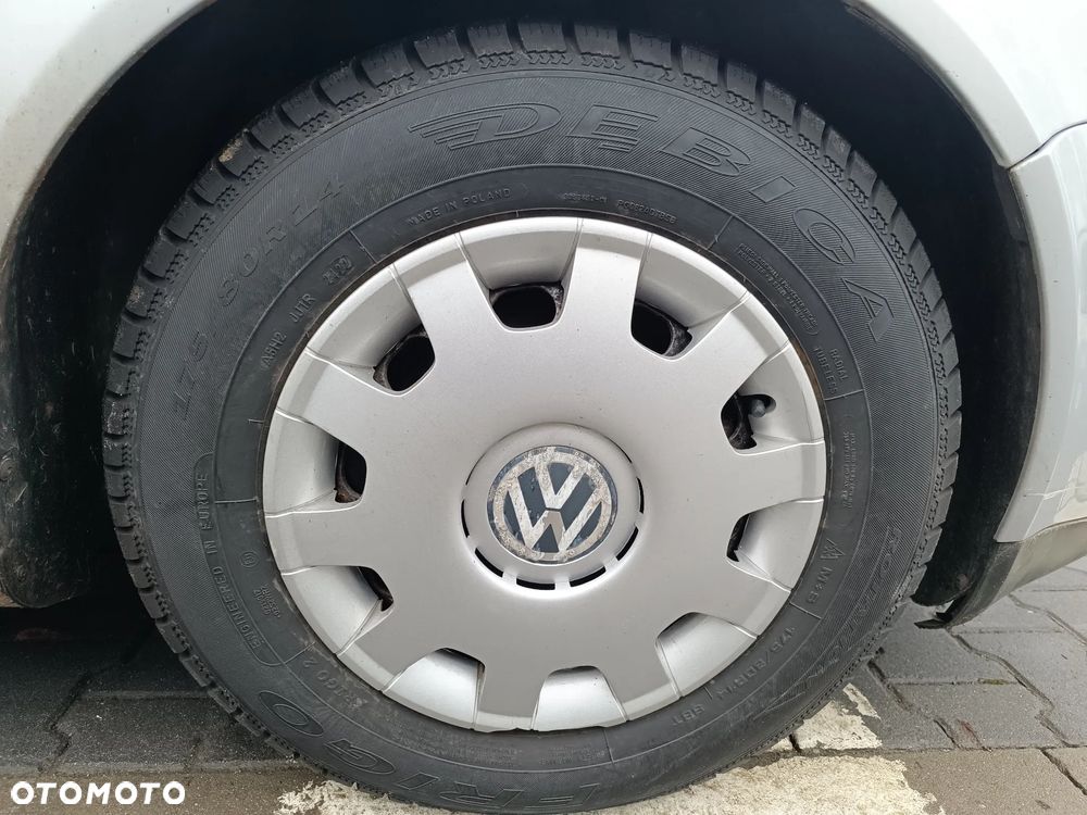 Volkswagen Golf 1.6 - 9