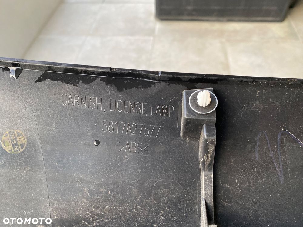 Listwa blenda klapy bagażnika Mitsubishi Eclipse Cross 5817A275ZZ - 3