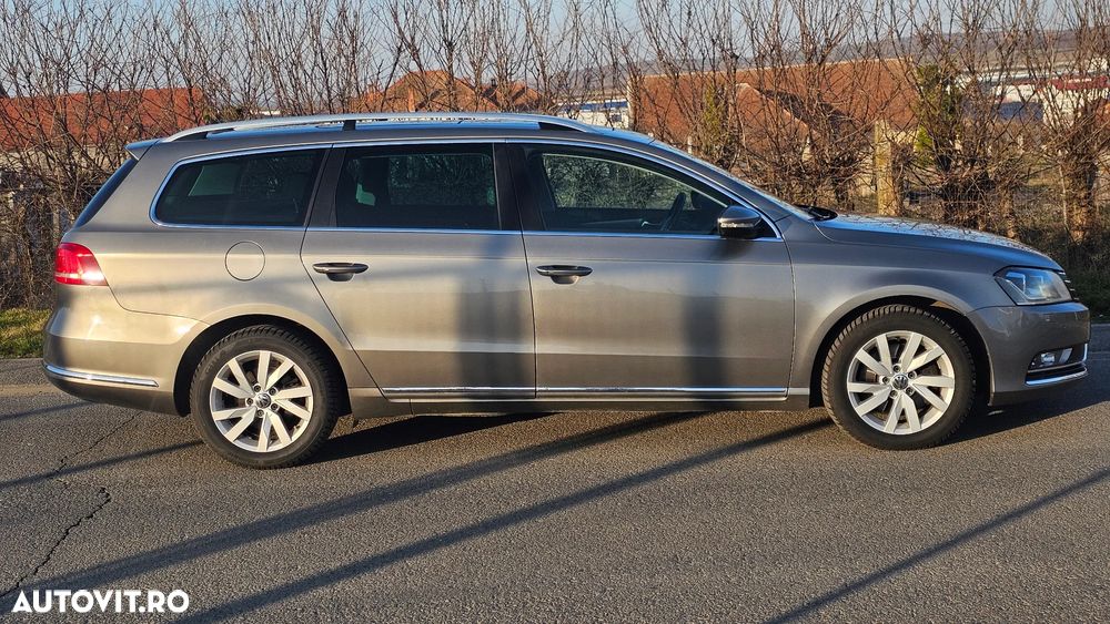 Volkswagen Passat 2.0 TDI BlueMotion Technology DSG Comfortline - 11
