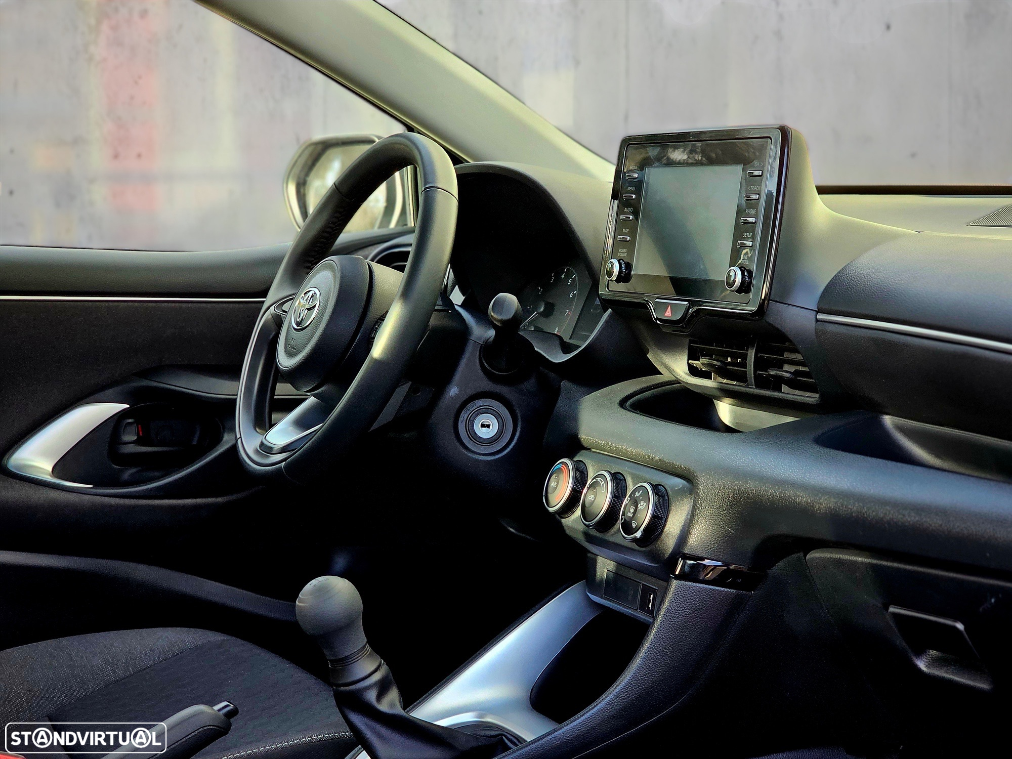 Toyota Yaris 1.0 VVT-i Comfort Plus - 15