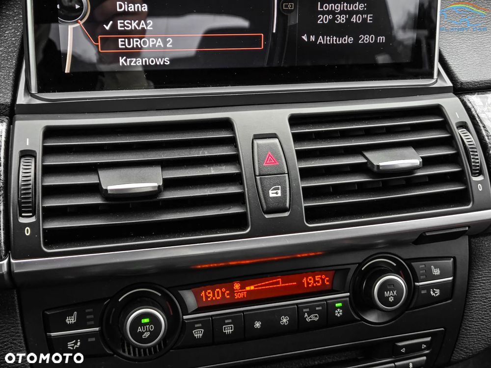 BMW X6 xDriveM50d - 34