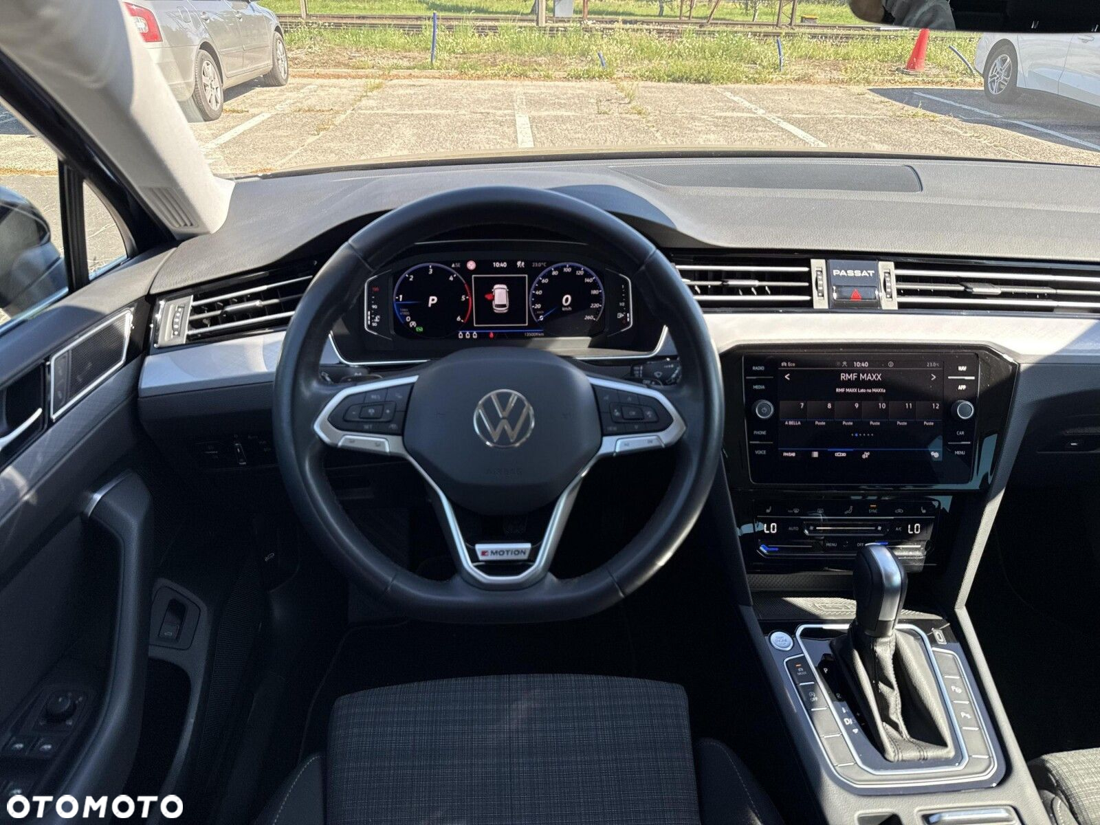 Volkswagen Passat 2.0 TDI Business DSG - 14