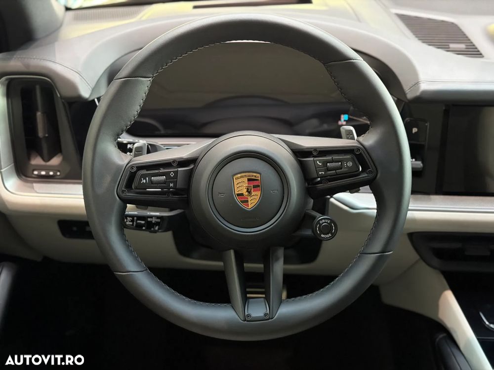 Porsche Cayenne - 14