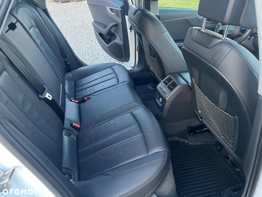 Audi A4 Limousine - 17