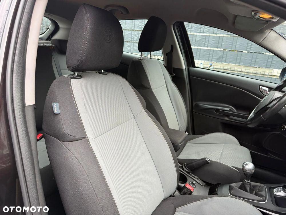 Alfa Romeo Giulietta - 10